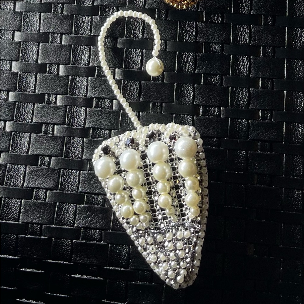 women's brooch handmade pearl umbrella